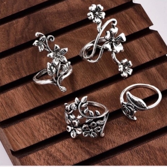 Last set! NWT 4 pc vintage style midi rings - Picture 2 of 5